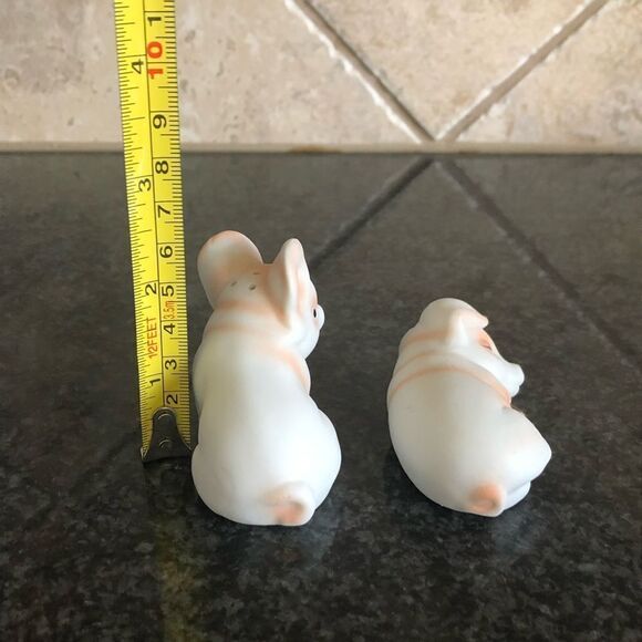 Vintage Pig Piglet Porcelain Salt & Pepper Shakers Set - Picture 3 of 5